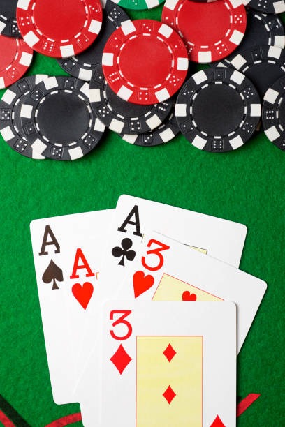 Aplikasi mobile rekening77 menampilkan dealer langsung dan permainan kasino